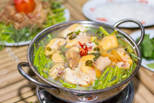 Cách nấu canh măng thịt gà