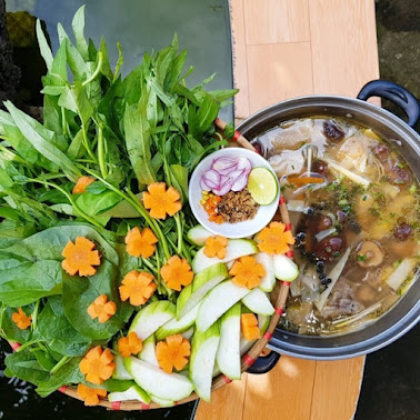 Chế biến canh măng thịt gà