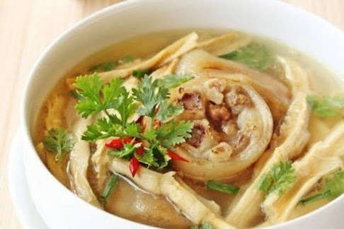 Cách nấu canh măng giò heo